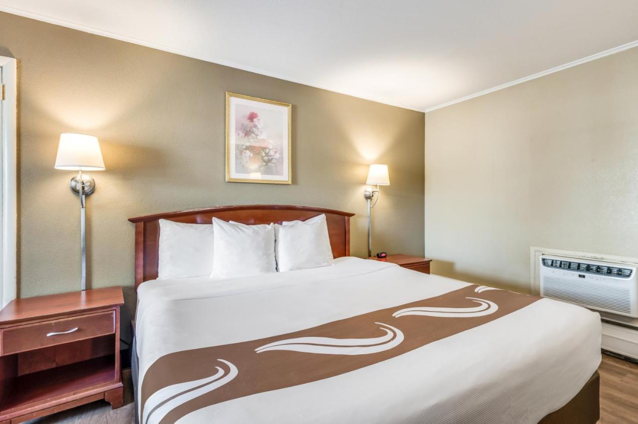 Rodeway Inn פוקיפסי מראה חיצוני תמונה